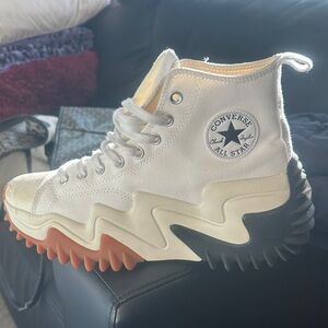 Converse Zigzag Sole High-Tops in Cream and Black